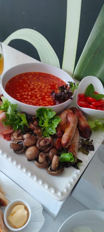 Cuisinease - B&B Ollerton