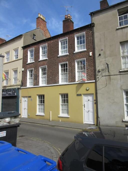 B&B Derry / Londonderry - Cathedral Cottage - Bed and Breakfast Derry / Londonderry