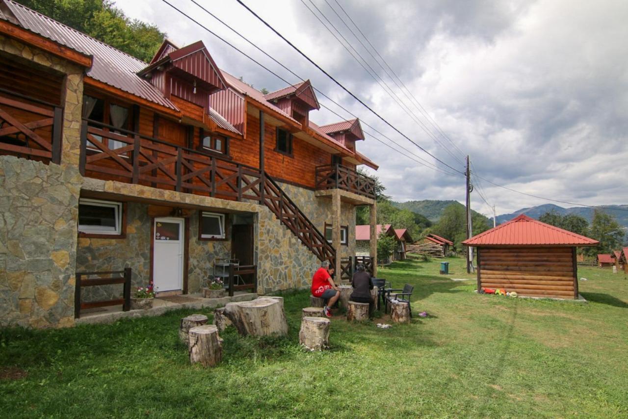 B&B Mojkovac - Country Villa MMMM - Bed and Breakfast Mojkovac