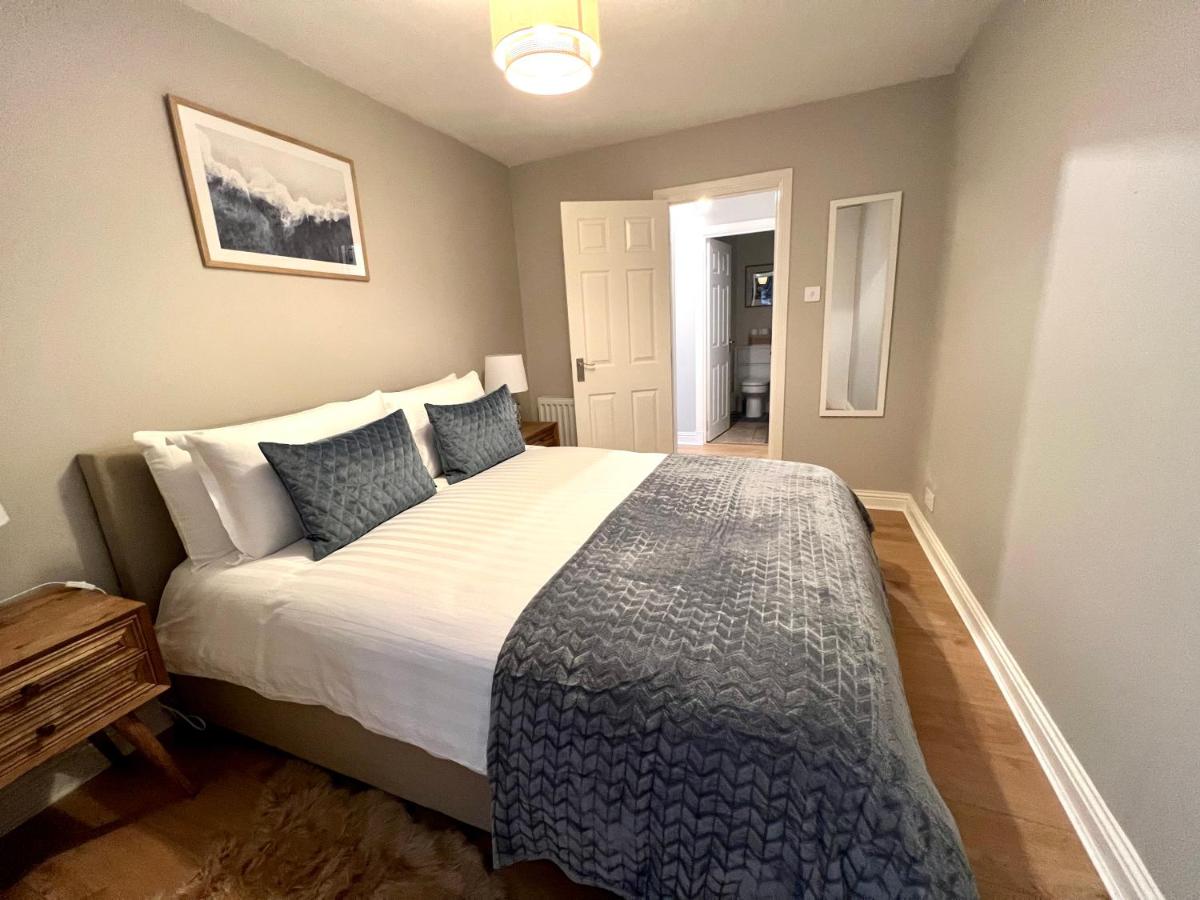 Lossie Self-Catering Apartment - Bed and Breakfast
