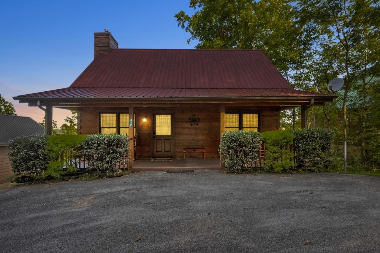 Baloo's Bungalow - Bed and Breakfast Gatlinburg