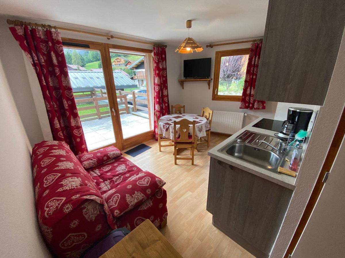 Appartement 2 pièces près des pistes avec terrasse, parking et coin montagne - FR-1-692-89 - Ferienwohnung