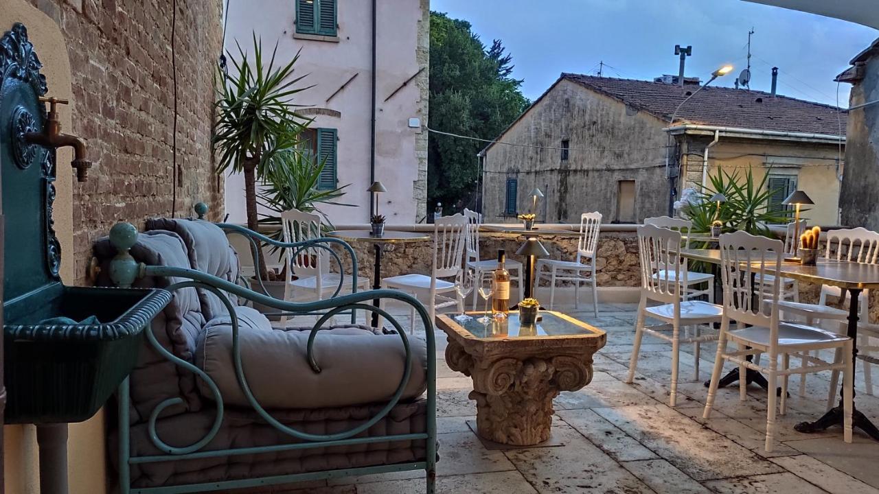 Residenza d'Epoca CAVALIERE - Romantic Rooms - B&B Bibbona
