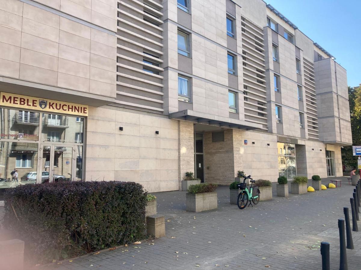 Przestronny apartament na Dolnej - B&B