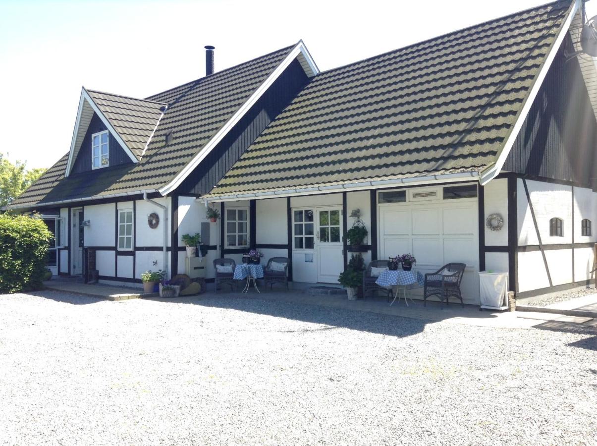 Piccobello Bed & Breakfast Valløby Køge - B&B