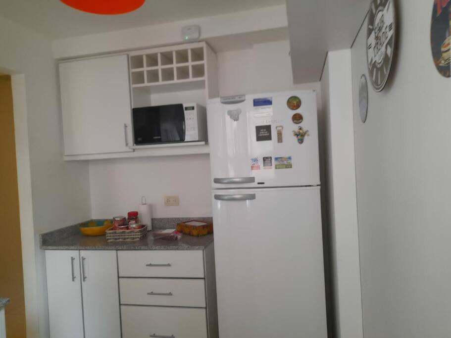 Hermoso departamento 3 amb. en el centro de Olivos - B&B Olivos