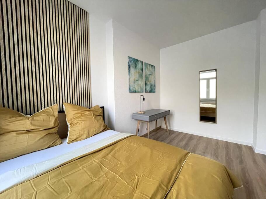 150qm - 5 rooms - free parking - MalliBase Apartments - Chambres d'hôtes Hanovre