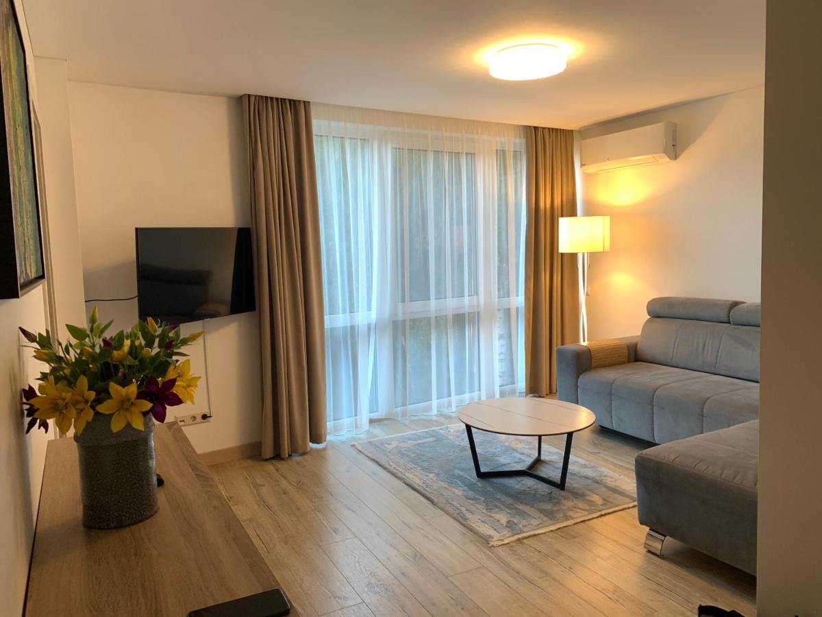 Erdvūs apartamentai Vanagupėje - B&B Palanga