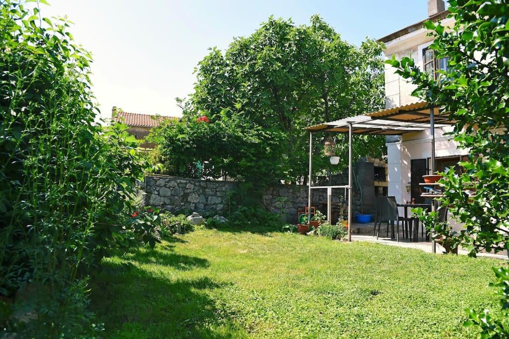 B&B Škrljevo - Zelena oaza - Bed and Breakfast Škrljevo