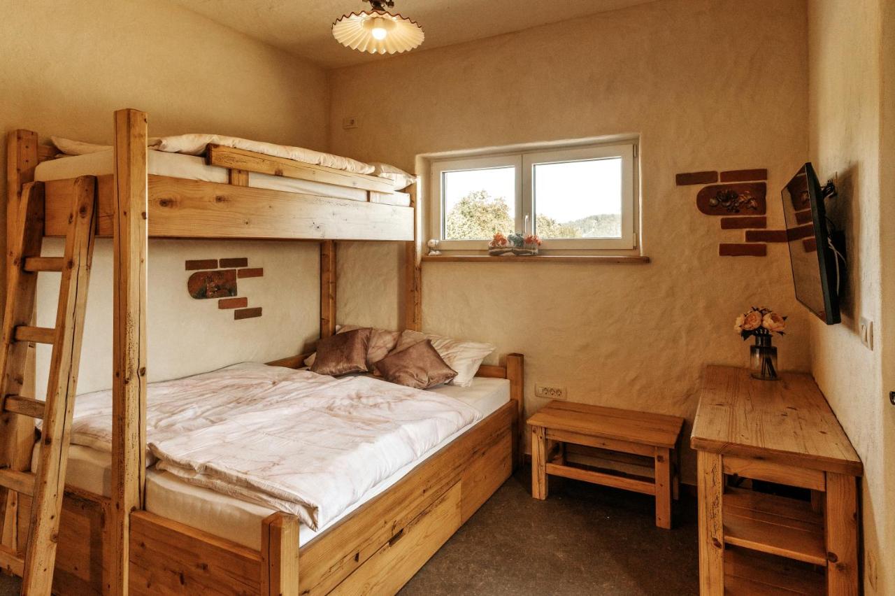 Deluxe Room (2 Adults + 1 Child)