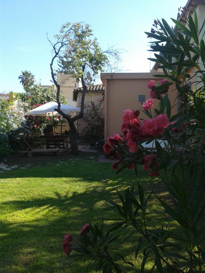 Chambre Double ou Lits Jumeaux avec Salle de Bains Privative
