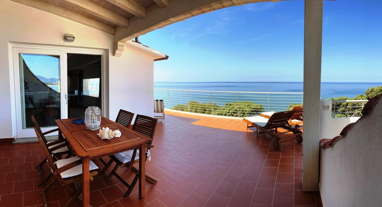 B&B La Ciaccia - TITINO stupendo appartamento in villa fronte Mare - Golfo dell'Asinara - Internet Free - Bed and Breakfast La Ciaccia