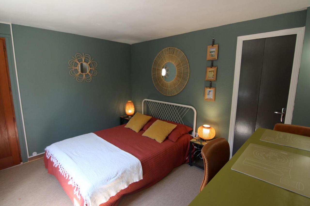 B&B Sauveterre - joli studio indépendant avec kitchenette - Bed and Breakfast Sauveterre