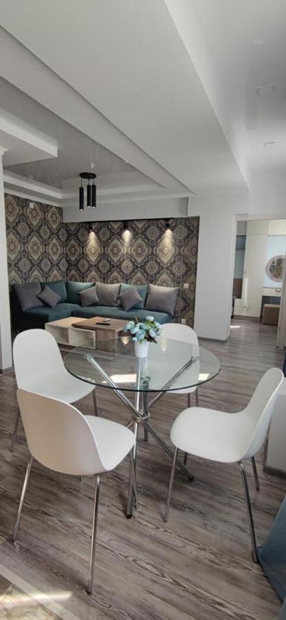 LUXURY Spacious apartment,Centre - Bed and Breakfast