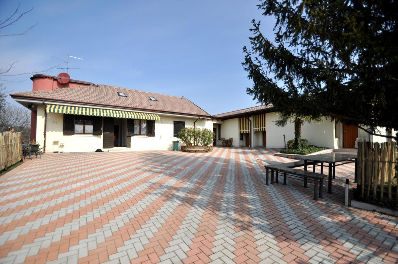 Double or Twin Room with Terrace