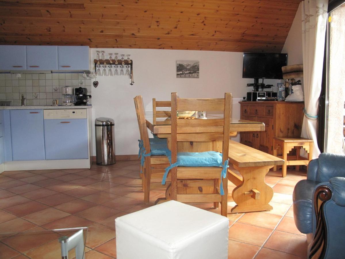 Charmant 4 pièces pour 6 pers., à 300m des pistes avec Wi-Fi, balcon et parking, Villeneuve - FR-1-762-3 - B&B