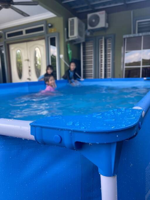 3Bedroom Full AirCond House with Pool@PortDickson - B&B