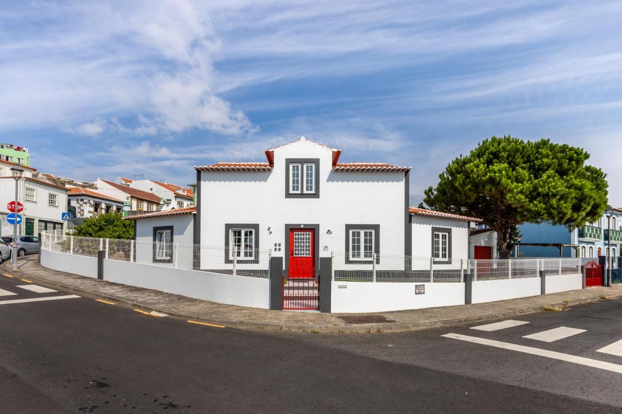 Angra Charming Suites by Seewest - B&B Angra do Heroísmo