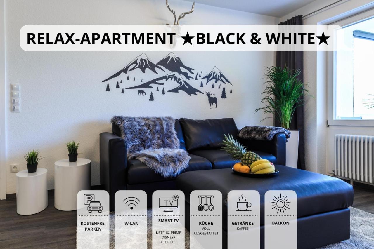 B&B Friedrichshafen - Relax Apartment Black & White - Bed and Breakfast Friedrichshafen