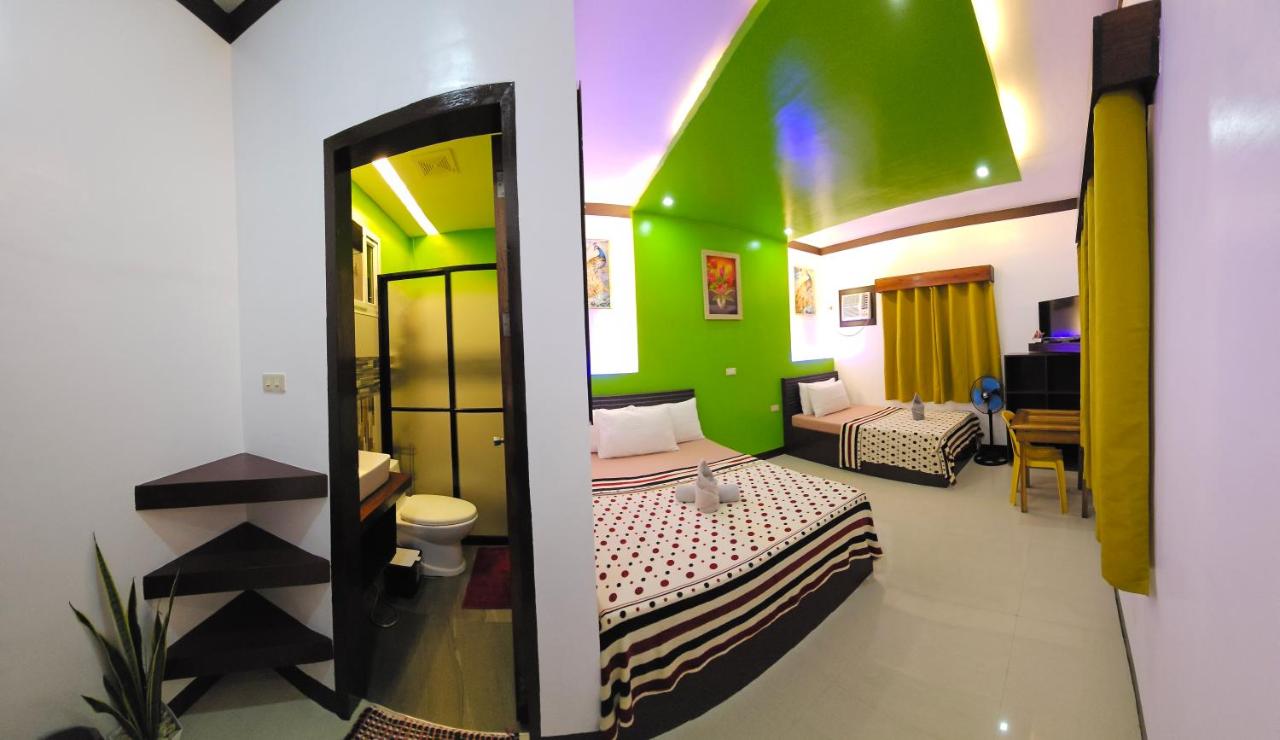 Deluxe Triple Room with Sea View