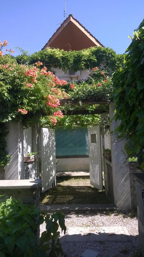 La Locandina - Bed and Breakfast