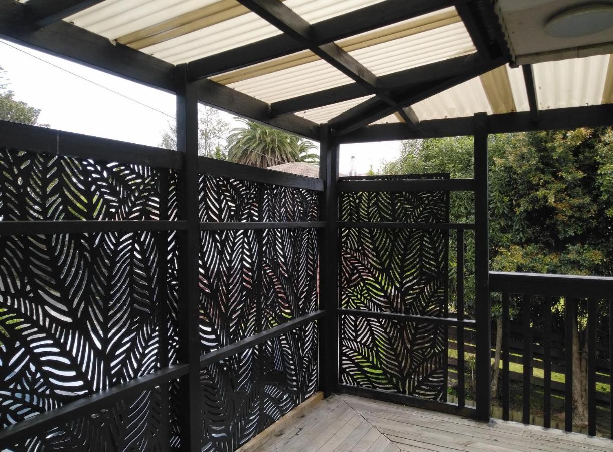Large Family House - B&B Auckland
