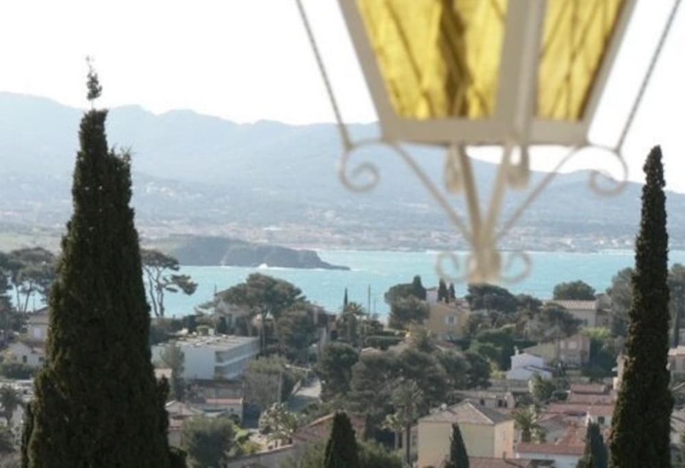 Hauts de Portissol 50 m2 terrasse 12 m2 Vue mer - B&B Sanary-sur-Mer