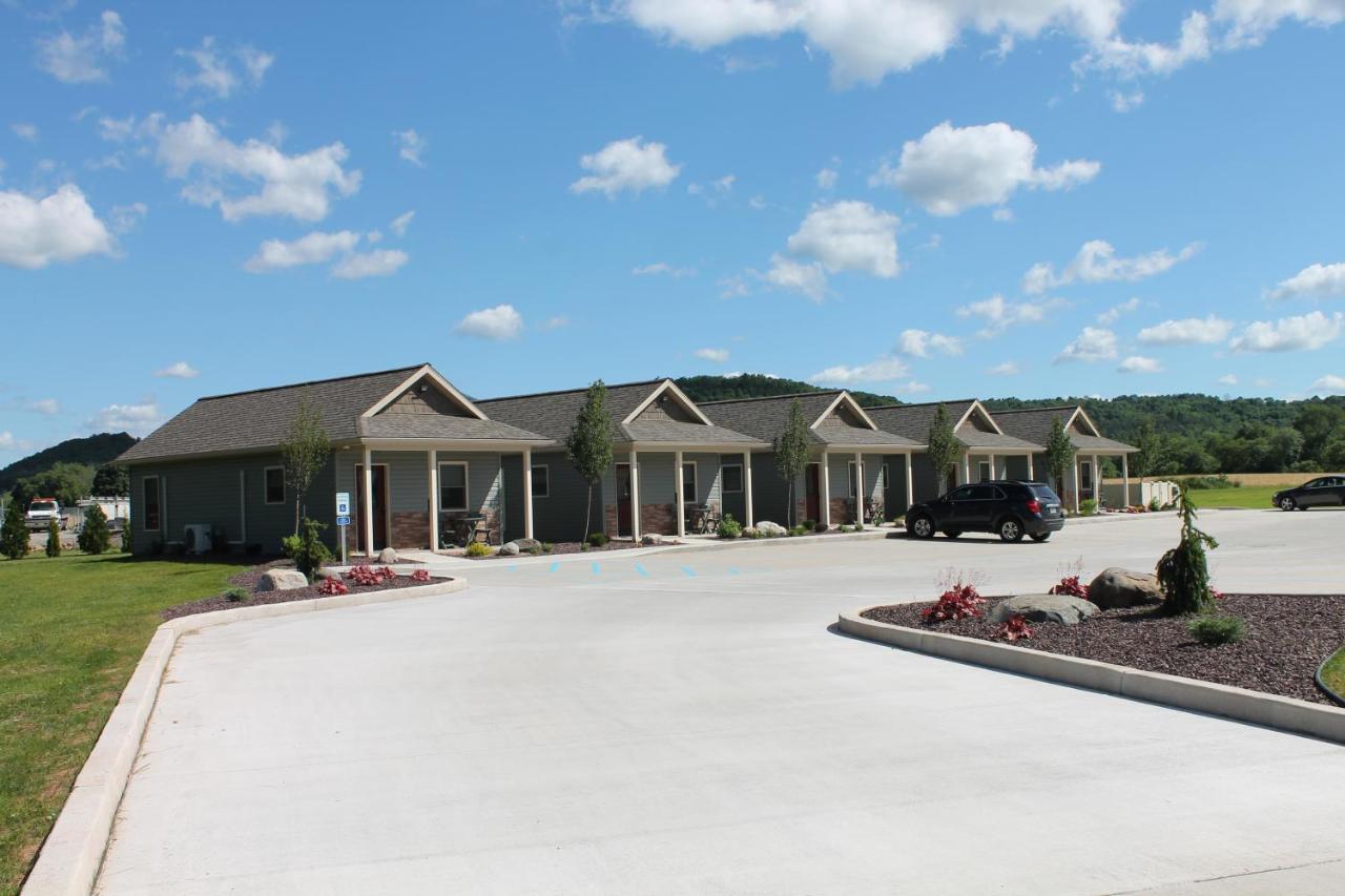 Vista Lodge Benton PA near Ricketts Glen State Park - B&B Benton