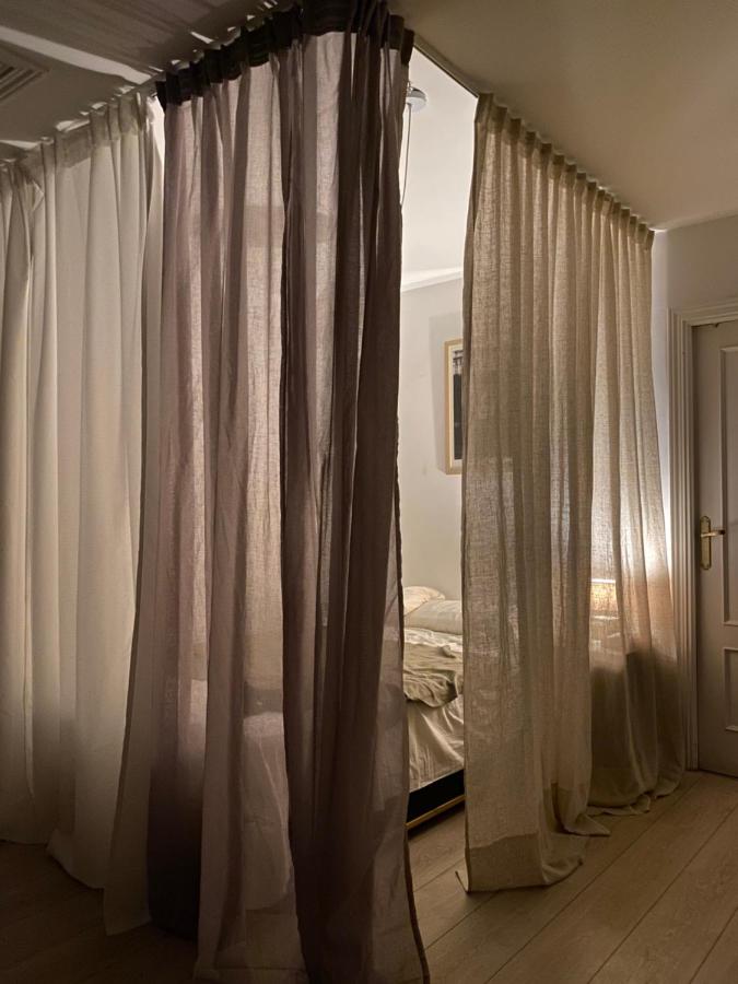 Lovely studio con balconcitos - B&B Madrid