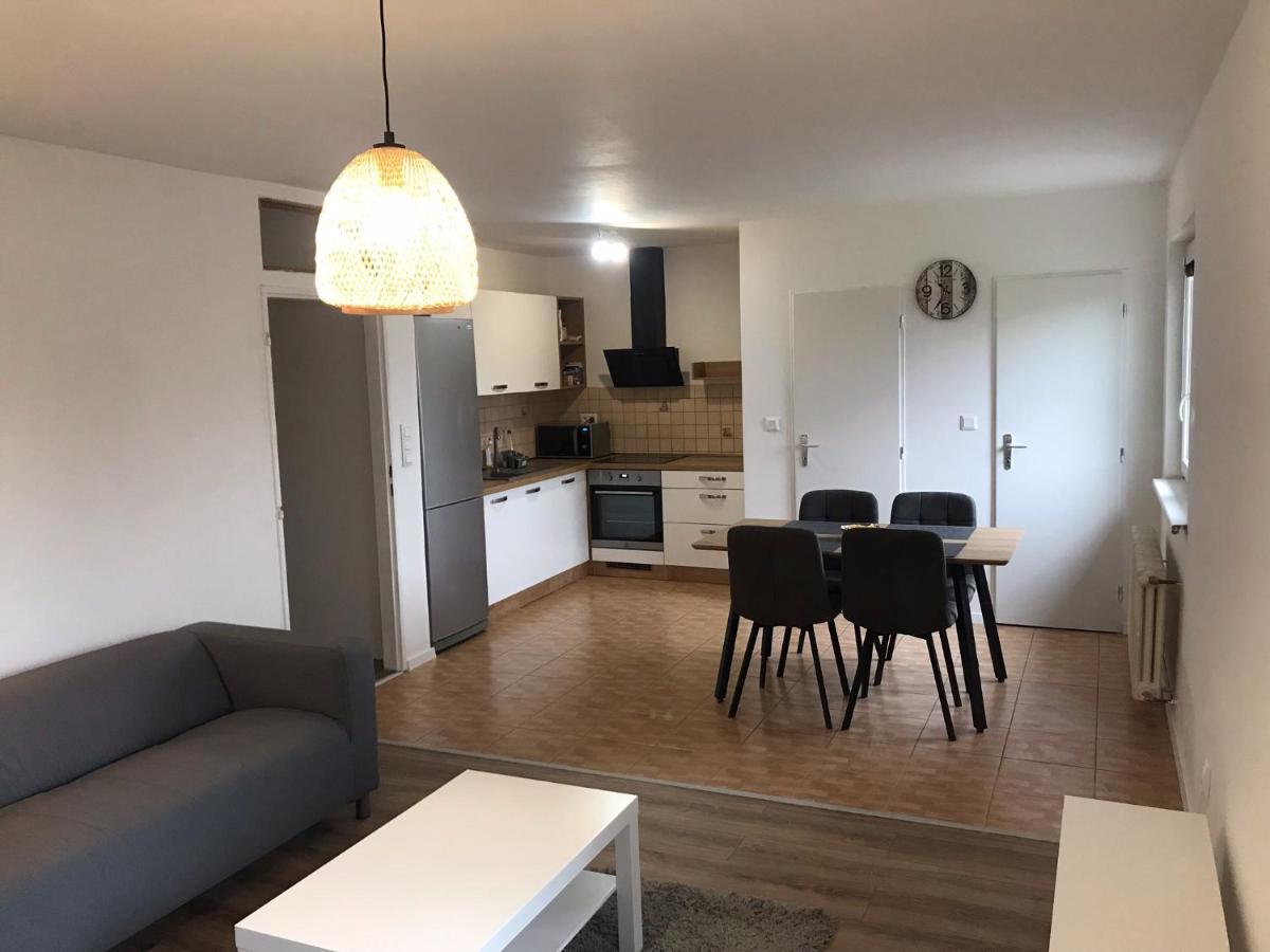 Apartmán Neva Gbely - Chambres d’hôtes