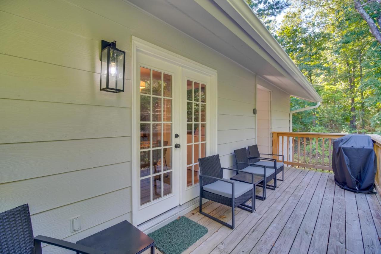 Bella Vista Vacation Rental Near Lake Access! - B&B