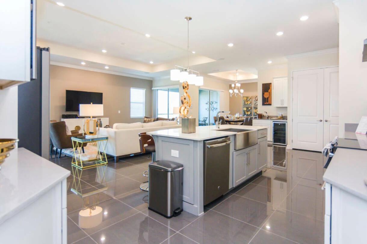Exceptional Apartment 4BR3BA • Near Disney • PoolLazy River at Storey Lake Resort SL47513 - Chambres d'hôtes Kissimmee