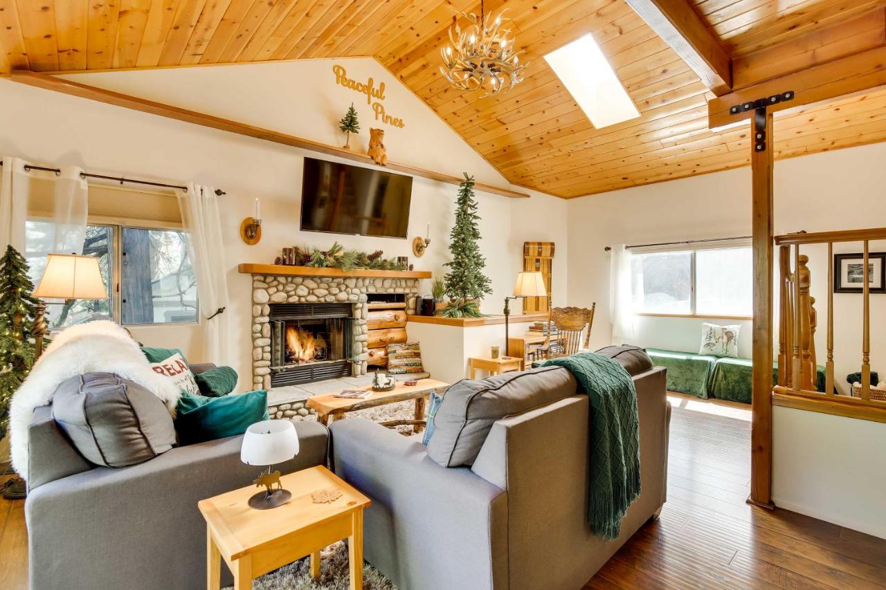 Peaceful Pines Running Springs Home with 3 Decks - Ferienwohnung