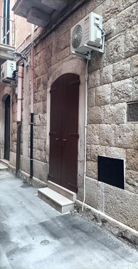 Florooms Dimora in stile Rustico-Moderno - B&B