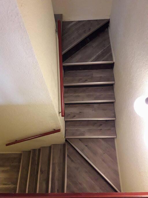 Corner Lake Getaway - B&B Bella Vista