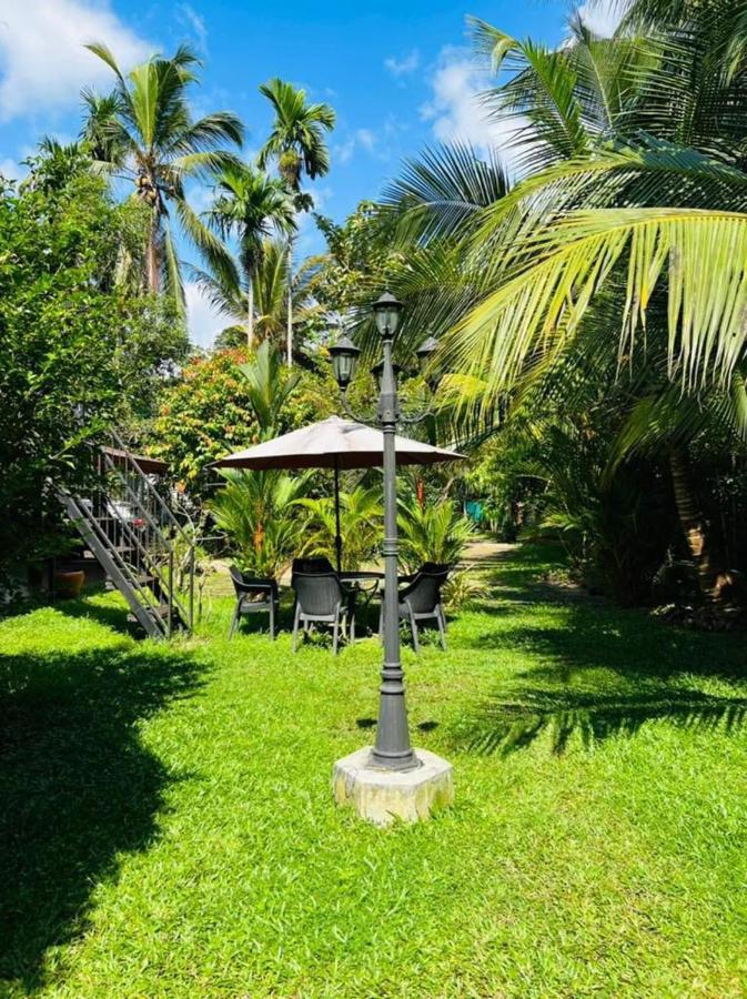 Manik Villa - B&B Bentota