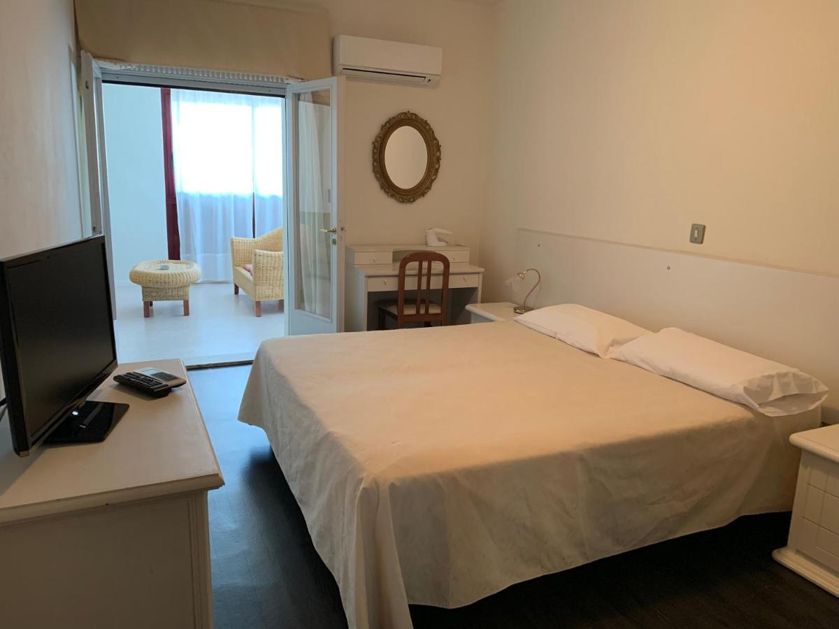 Chambre Familiale avec Salle de Bains Privative