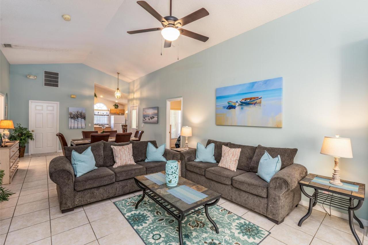 BSV1607 - Amazing 5 Bedroom Home with Free Wifi and Private Pool & Spa - B&B Orlando