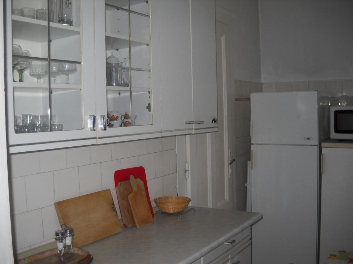 Camera Standard Doppia con Letti Singoli con Bagno in Comune