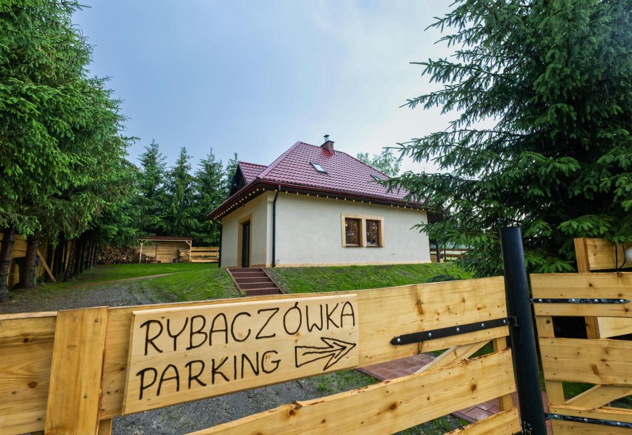 Willa Rybaczówka nad jeziorem Klimkówka - B&B
