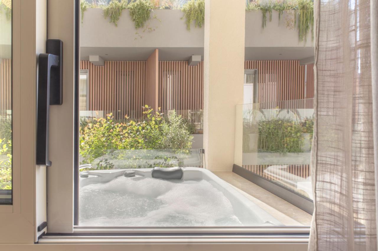 Suite with Spa Bath