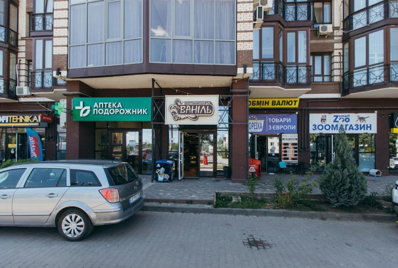 ATLANT luxury Family Apart поряд з ТЦ ДЕПОТ - Chambres d'hôtes Tchernivtsi