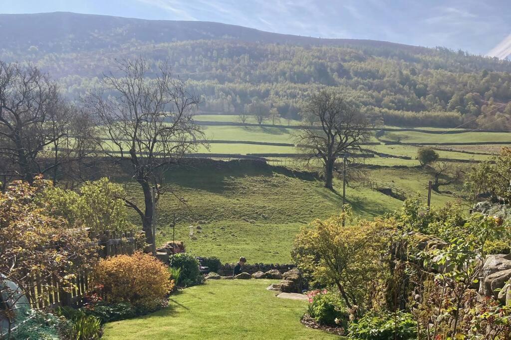 B&B Appletreewick - Stunning 3 bed Yorkshire Dales cottage - Bed and Breakfast Appletreewick
