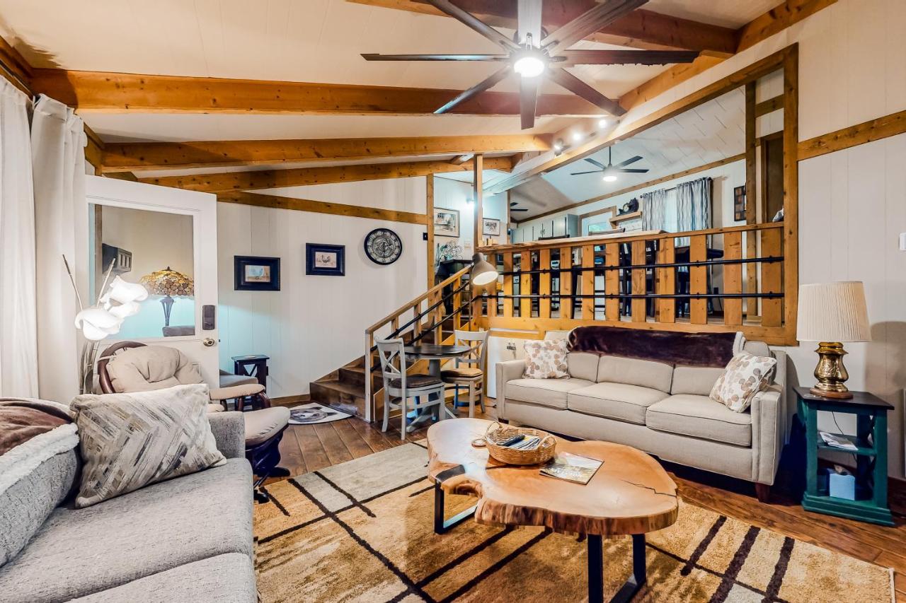 White Pine Perch - Bed and Breakfast Clayton