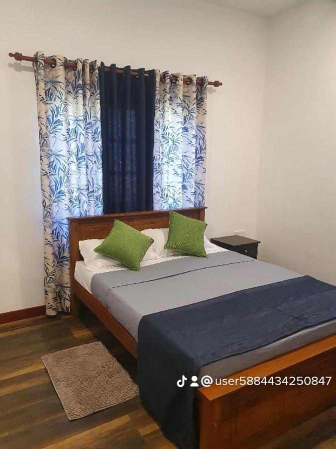 Chambre Double Deluxe (2 Adultes + 1 Enfant)