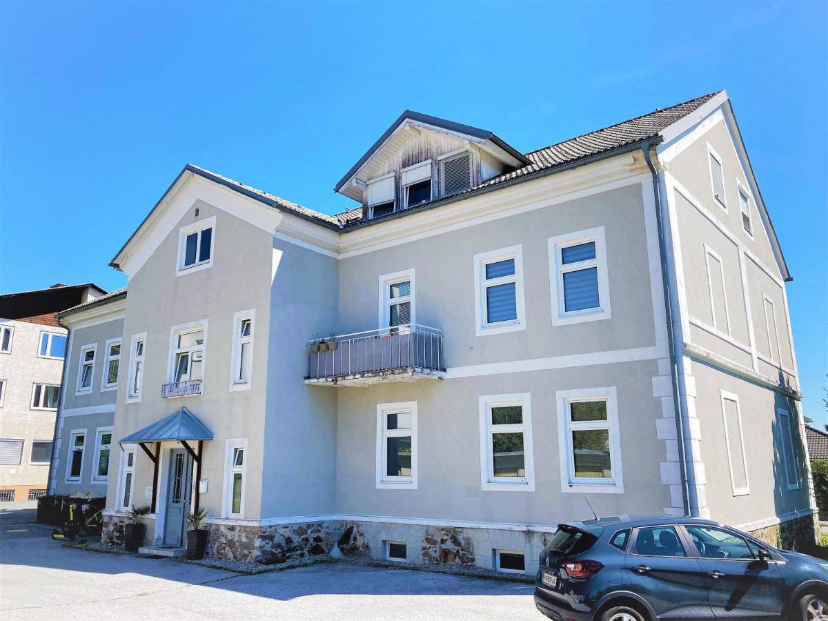 Apartment AUSZEIT im HERZEN von VILLACH mit Privatgarage - Chambres d’hôtes
