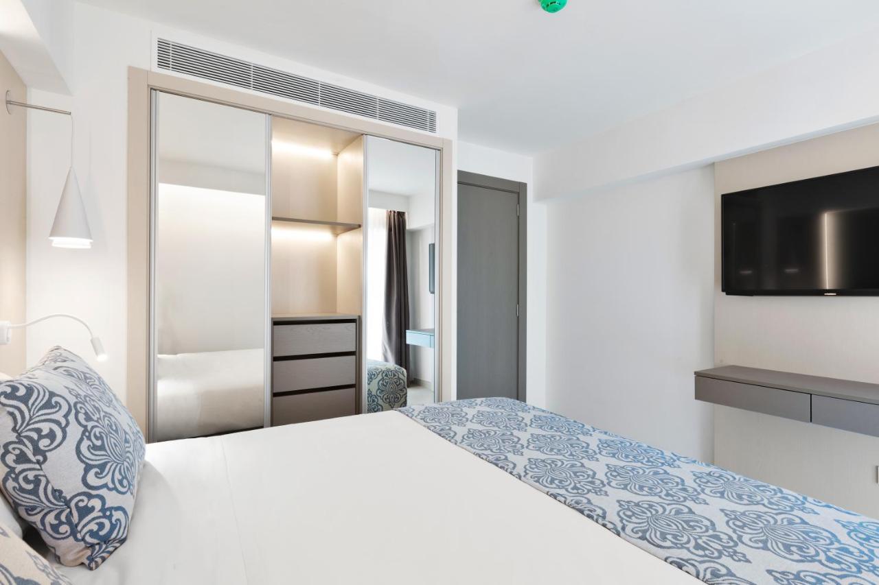 Apartamento con balcón