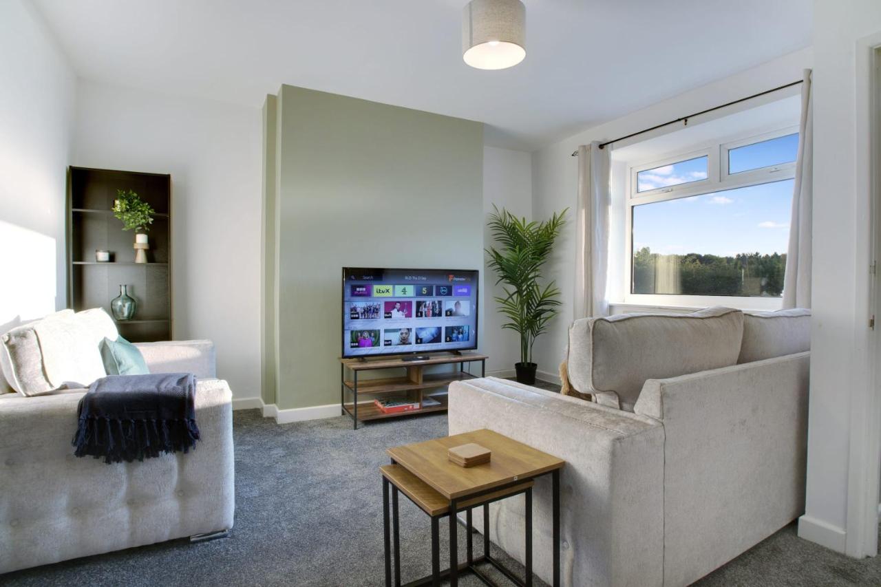 Sweet Home with Backyard in Howden-le-Wear for 3 - B&B Crook