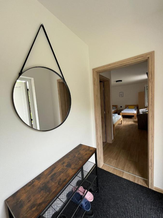 Vierbettzimmer mit eigenem Bad