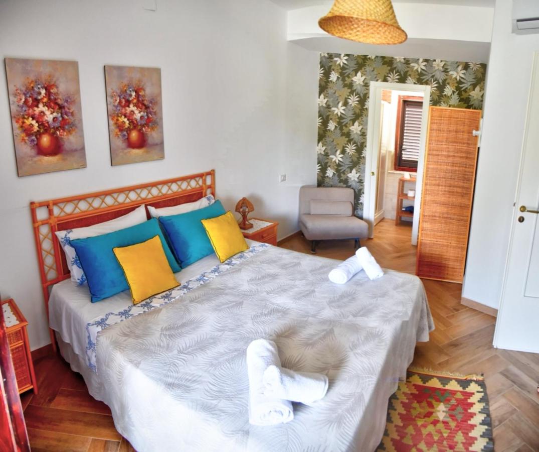 Double Room with Balcony (3 Adults)